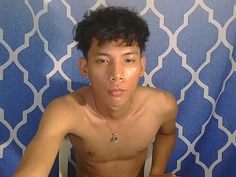 Asiancockinsan webcam