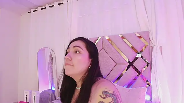 KathiaJenner live cam on StripChat