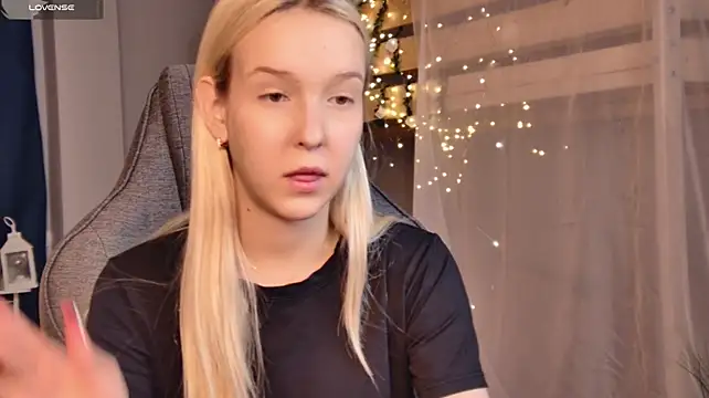 MaoqiBeverly live cam on StripChat