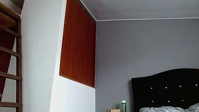 Emilia_1995 webcam