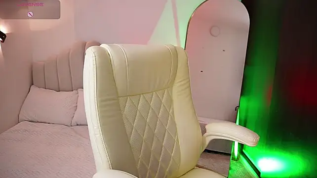 AliceHarper_ webcam