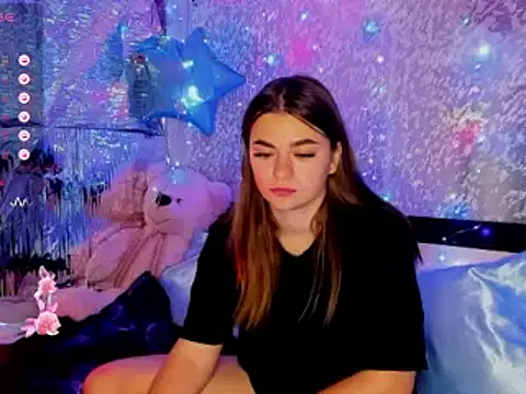 Josephine_Kiss big booty cam girl