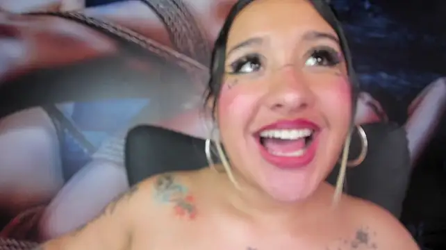 miss_danika webcam