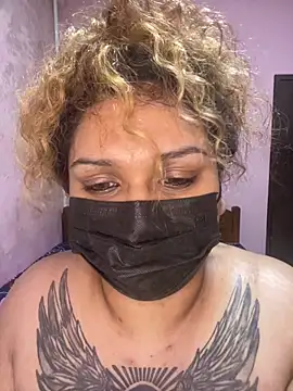 VelvetPoison live cam on StripChat