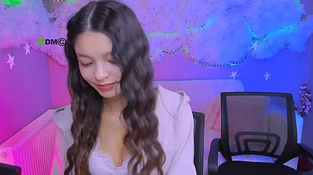 itscharlliee live cam on StripChat