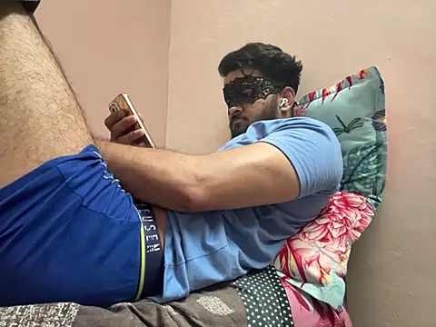 spiral__man007's live cam