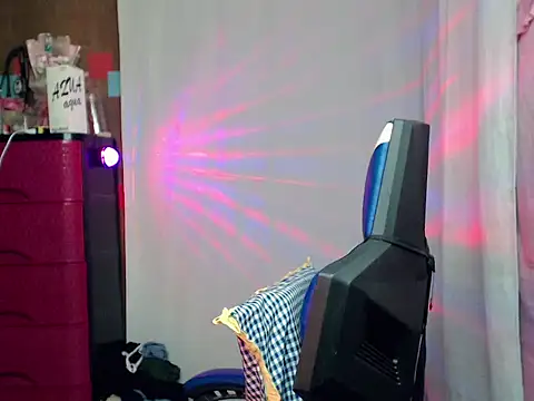 riks_tyler (Ask my age) - tip me as your birthday gift  cum