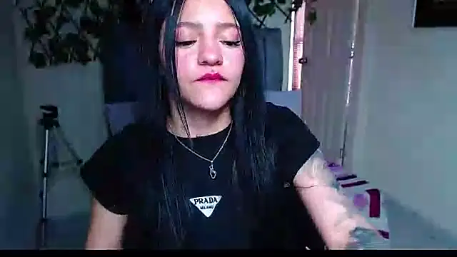 Violettasquirt webcam