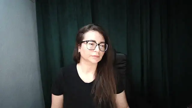 NoraMilf webcam