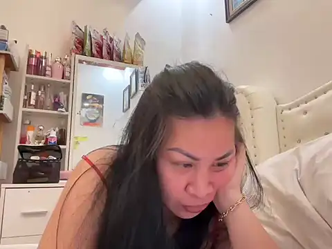 NaughtySCARLETSIN webcam