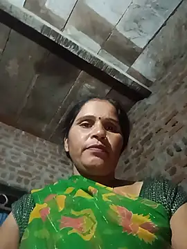 Nm_sanjna live cam on StripChat