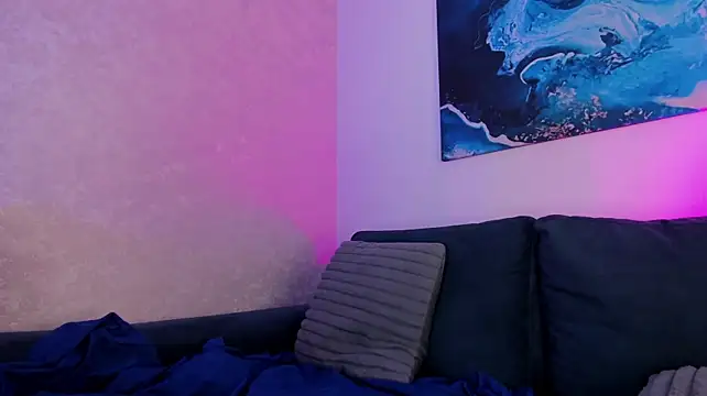 AilishBenson webcam