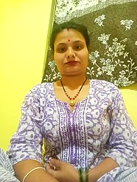 Priti_hote webcam
