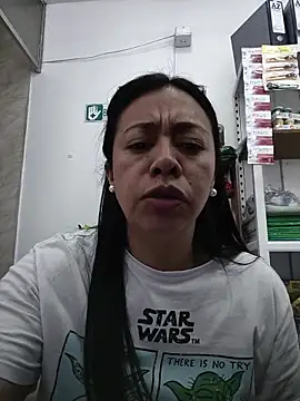Violeta-Stationery_7 webcam