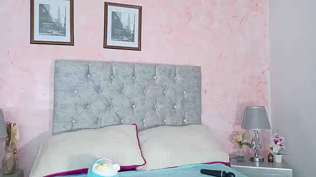 VioletaNova_ webcam