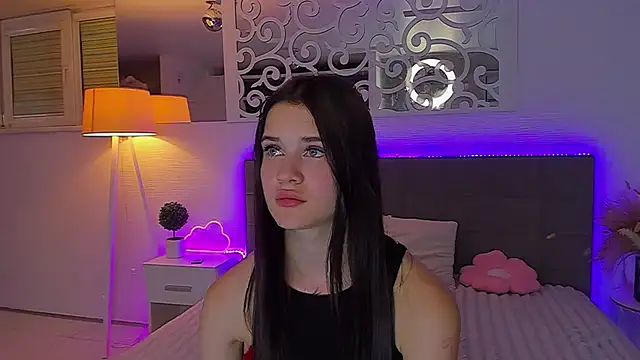 LuisaClover webcam