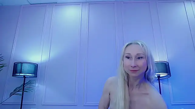 KissDreamm webcam