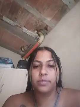 Giselabrunette25 webcam