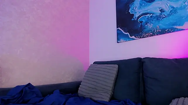 AilishBenson webcam
