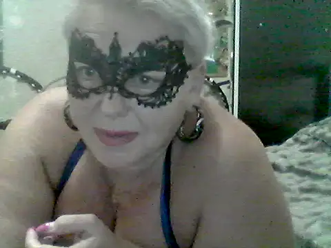 Lisa_Suzie webcam