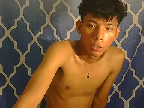 Asiancockinsan live cam on StripChat