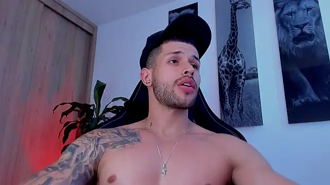 Santos_ramirez1 live cam on StripChat