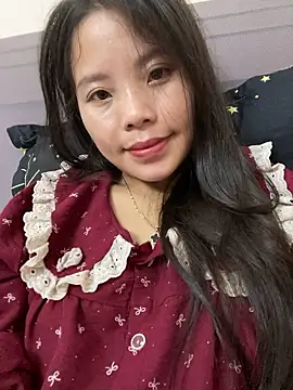 Bella_7777 webcam