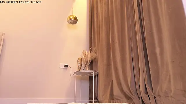 ActiveDi live cam on StripChat