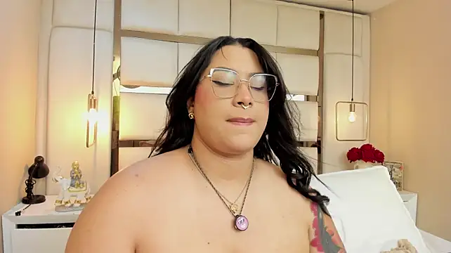 elizavenus live cam on StripChat
