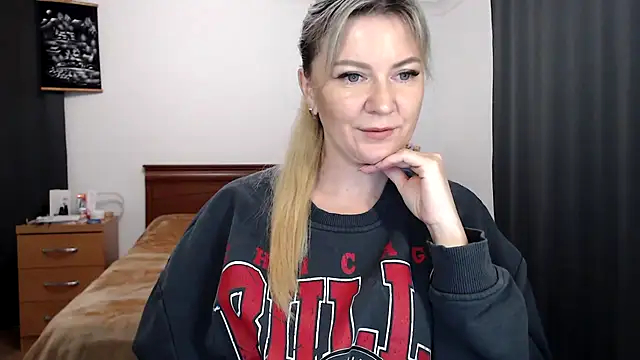 ParadiseAlina webcam