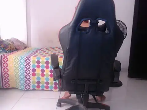 Adriana_0312 webcam
