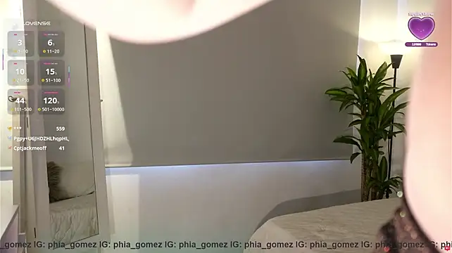 whitneyhot webcam