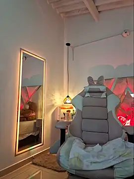 MariaPau_83 webcam