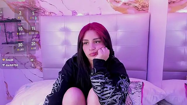 Anna_Blade_ live cam on StripChat