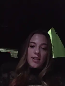 Luna_Lynn webcam