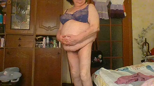 MilaSky5303 live cam on StripChat