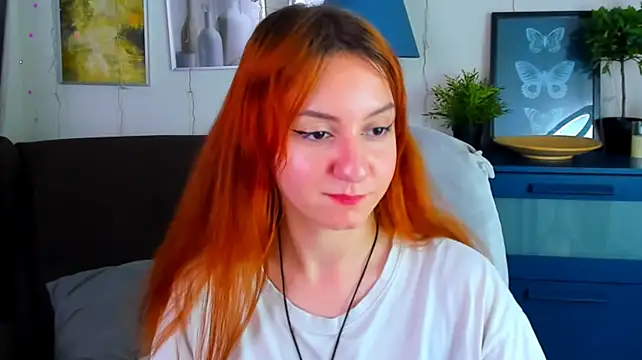 AbellaAura webcam