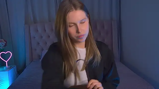 MelissaLowson webcam