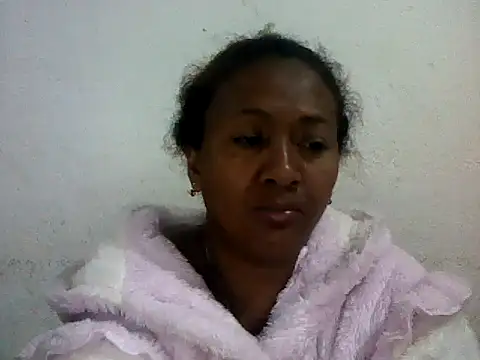 sexyladii live cam on StripChat
