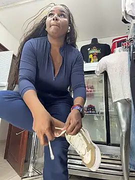 MAREIA_25 avatar