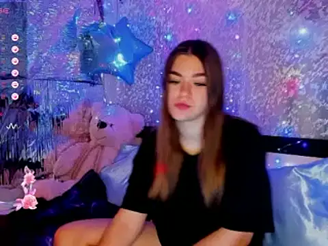 Josephine_Kiss webcam