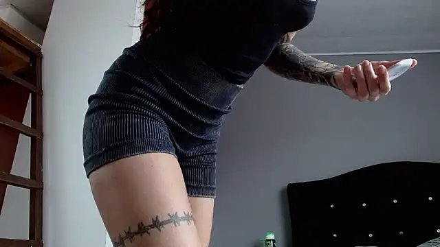 Emilia_1995 webcam