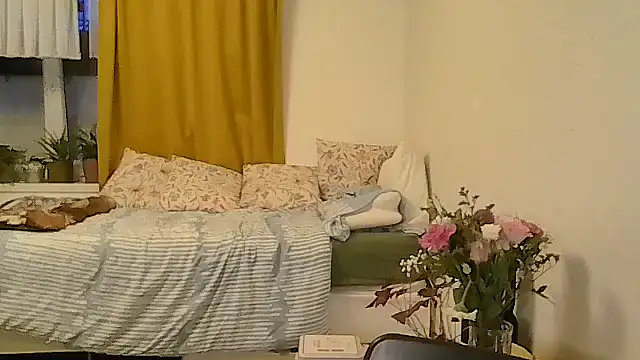 belgianshantie live cam on StripChat