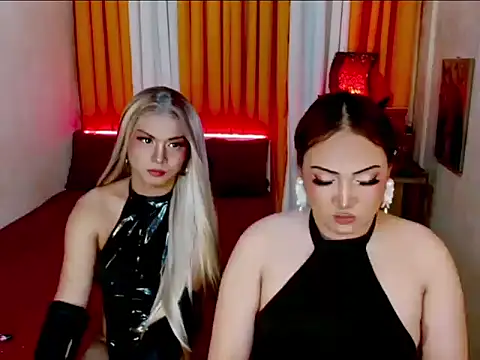 Phenomenal_Shemale webcam