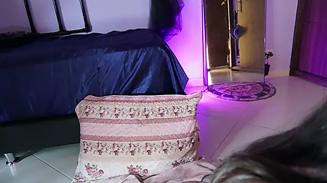 AriaMoonLight webcam