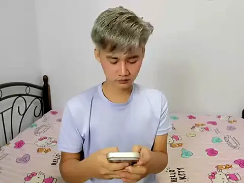 urasian_jhon webcam
