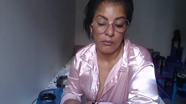 kateleyagrey webcam