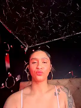 Isabella-Teen webcam