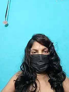 Naughty-Niya webcam