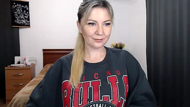 ParadiseAlina webcam